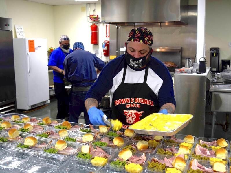 Volunteers deliver meals to over 330 people in Greater Newburyport